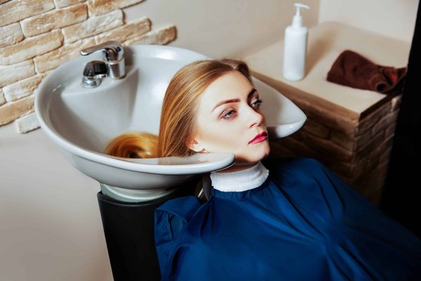 L'entretien naturel des cheveux : quelles sont les gammes de shampoings à avoir ?